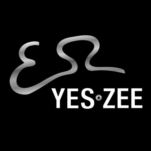 YES ZEE by ESSENZA Logo