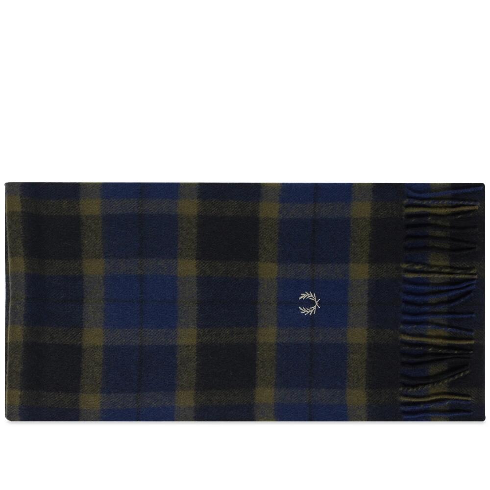 Fred Perry Men's Lambswool Tartan Scarf in Filed Green/Light Oyster Cover