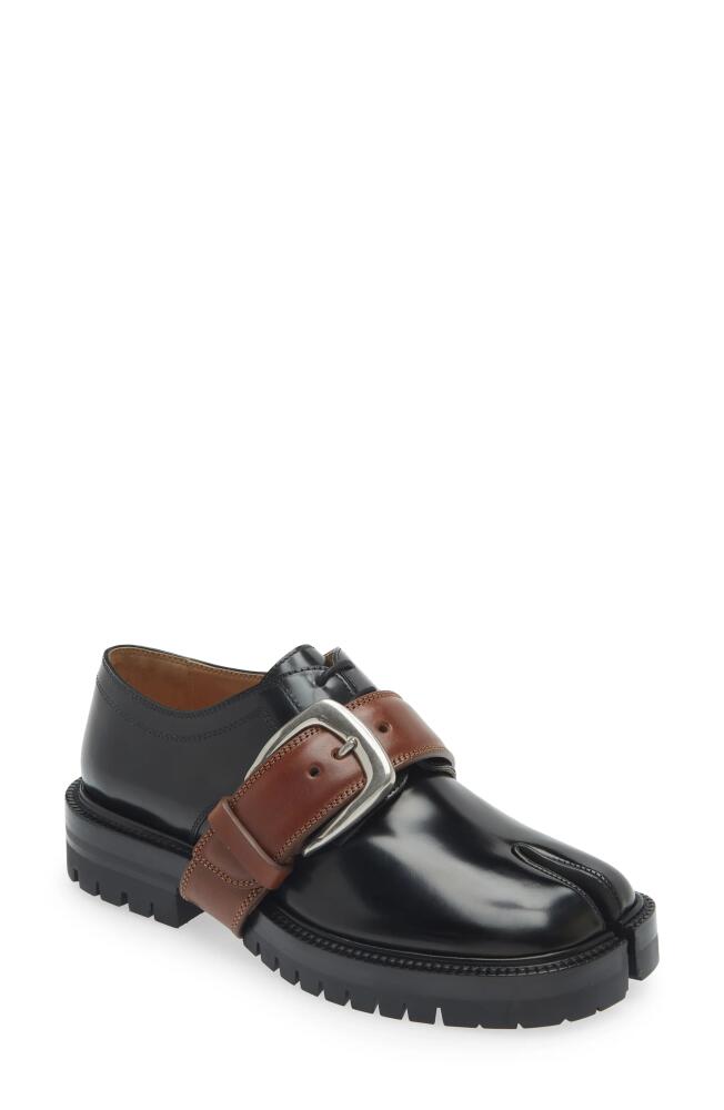 Maison Margiela Tabi Strap Oxford in Black/Cuoio Cover