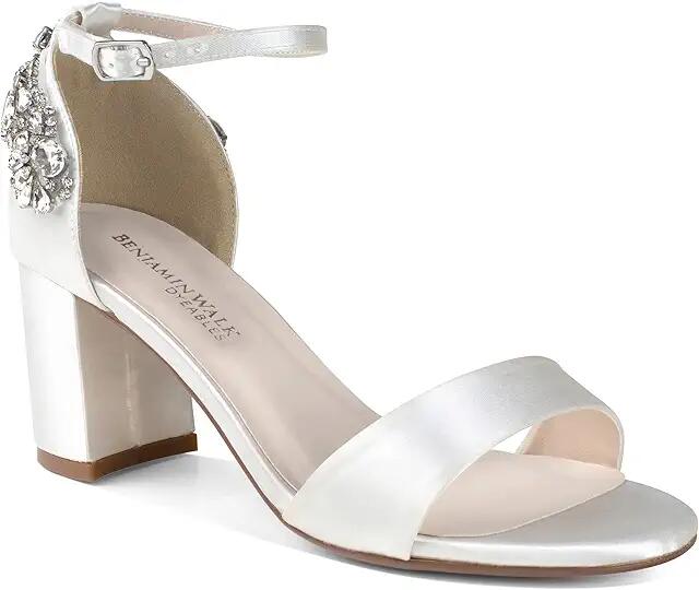 Touch Ups Olivia (White) Women's Sandals Cover