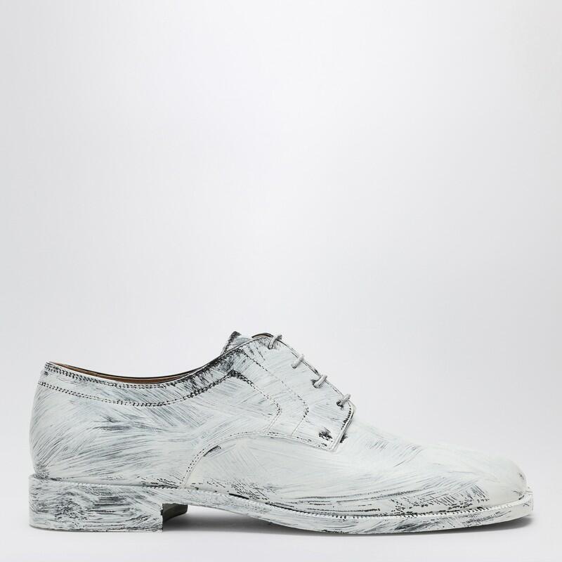 Maison Margiela Tabi lace-up in white painted leather Cover