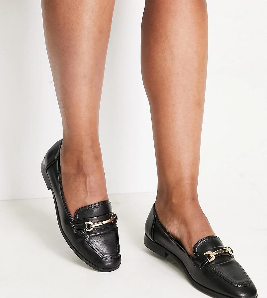 ASOS DESIGN Wide Fit Verity loafer flat shoes with trim in black Cover