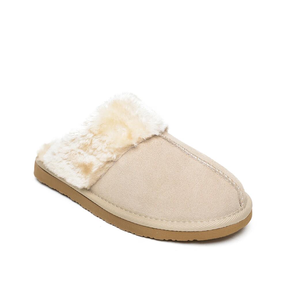 Minnetonka Chesney Scuff Slipper | Women's | Light Brown Cover