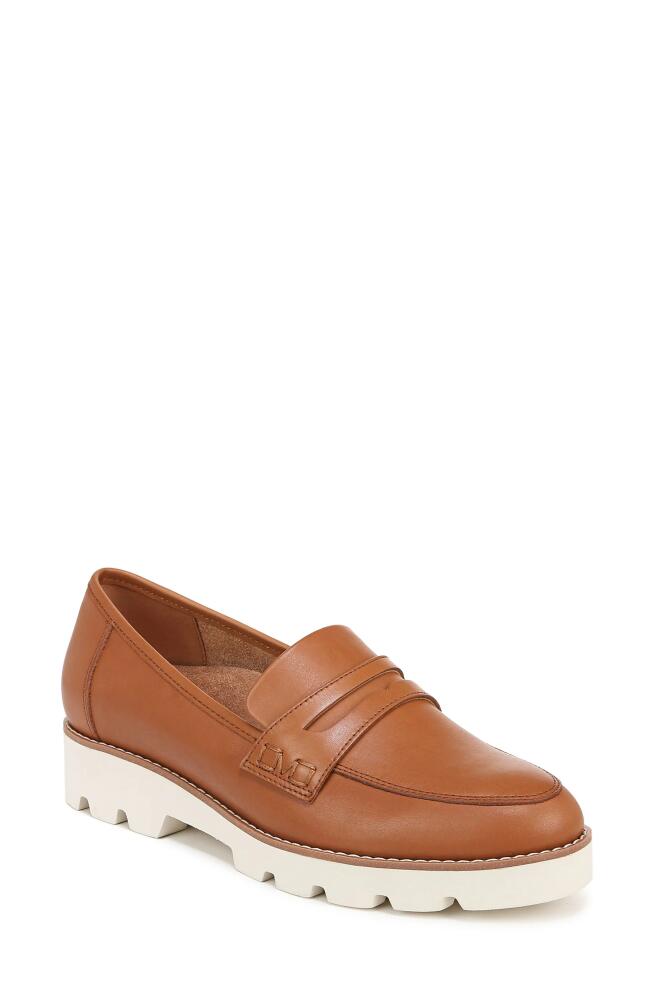 Vionic Cheryl II Lug Penny Loafer in Tan Cover