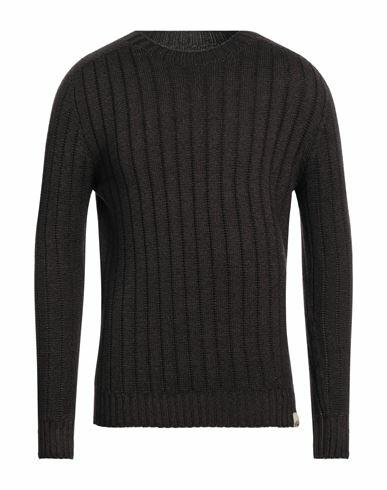 H953 Man Sweater Cocoa Merino Wool Cover