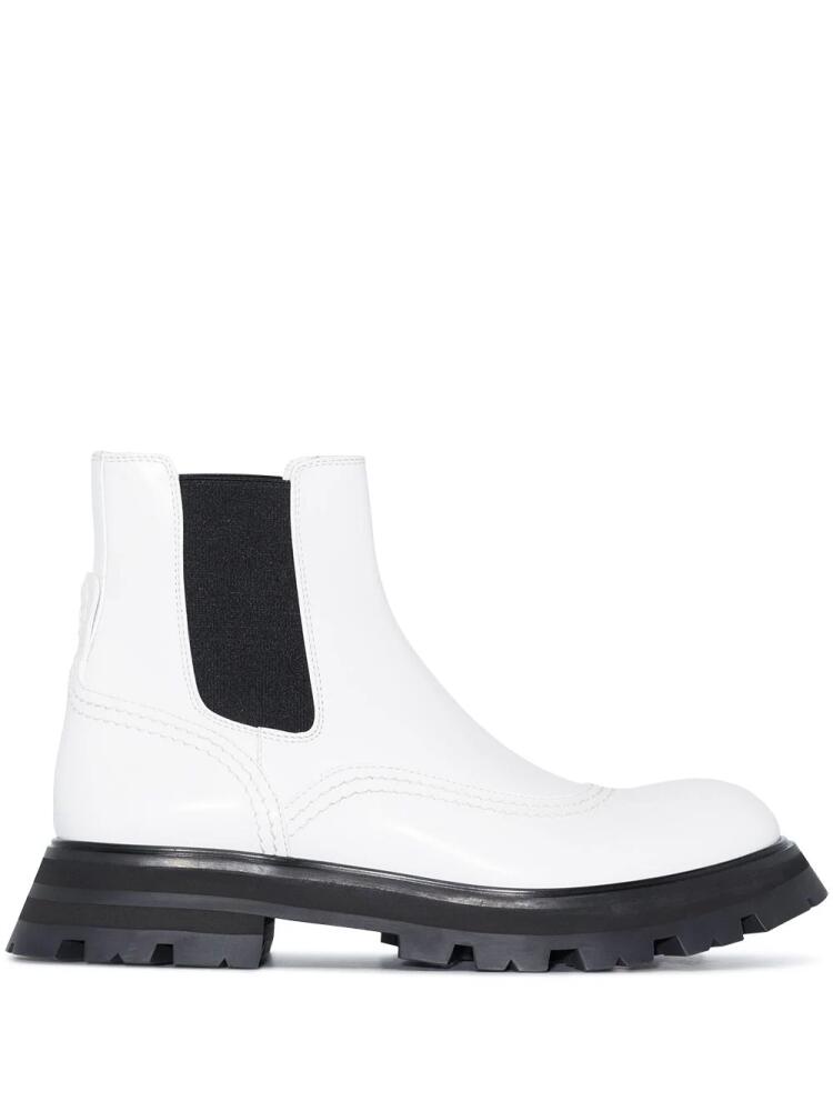 Alexander McQueen Wander leather Chelsea boots - White Cover