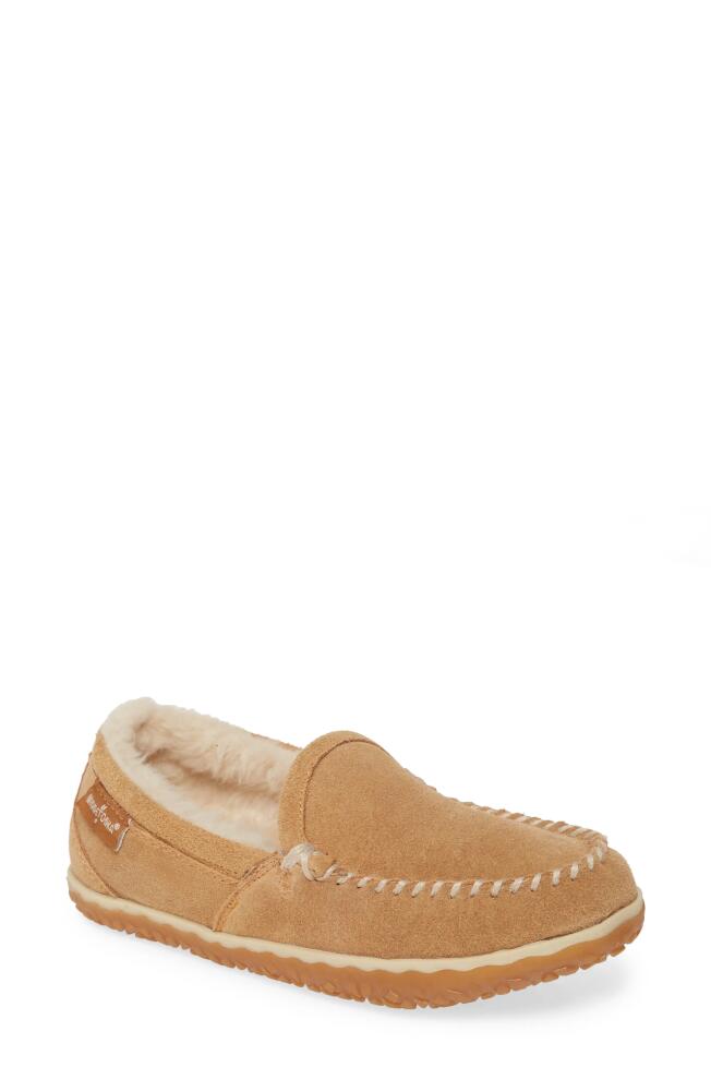 Minnetonka Tempe Slipper in Cinnamon Suede Cover