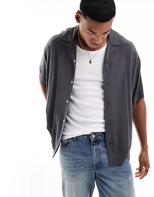 ADPT oversized revere collar shirt in gray Cover