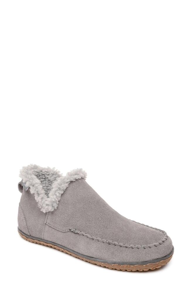 Minnetonka Taren Suede Loafer in Grey Cover