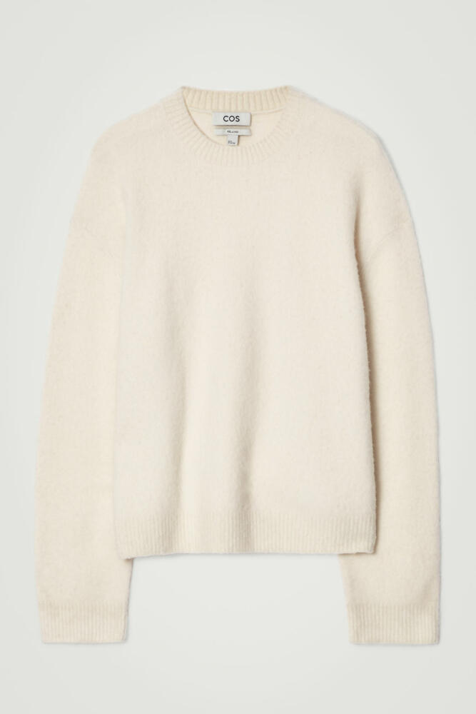 COS BRUSHED-WOOL CREW-NECK JUMPER Cover