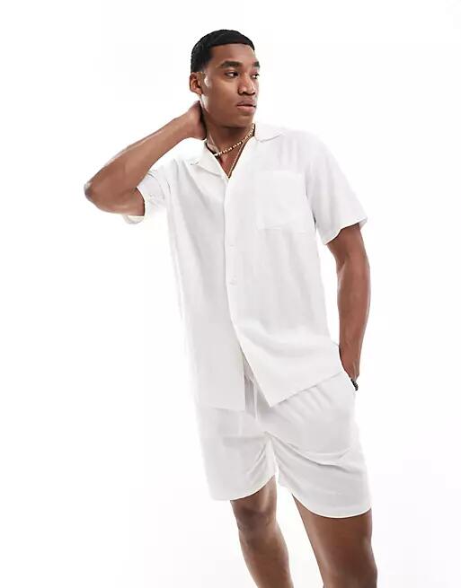 South Beach beach linen look shirt in white - part of a set Cover