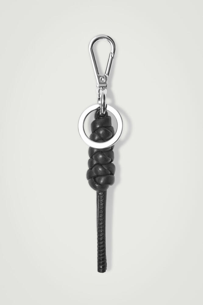 COS KNOTTED LEATHER KEYRING Cover