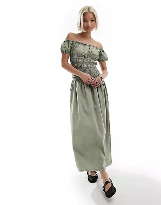 Reclaimed Vintage shirred waist maxi dress in washed green Cover