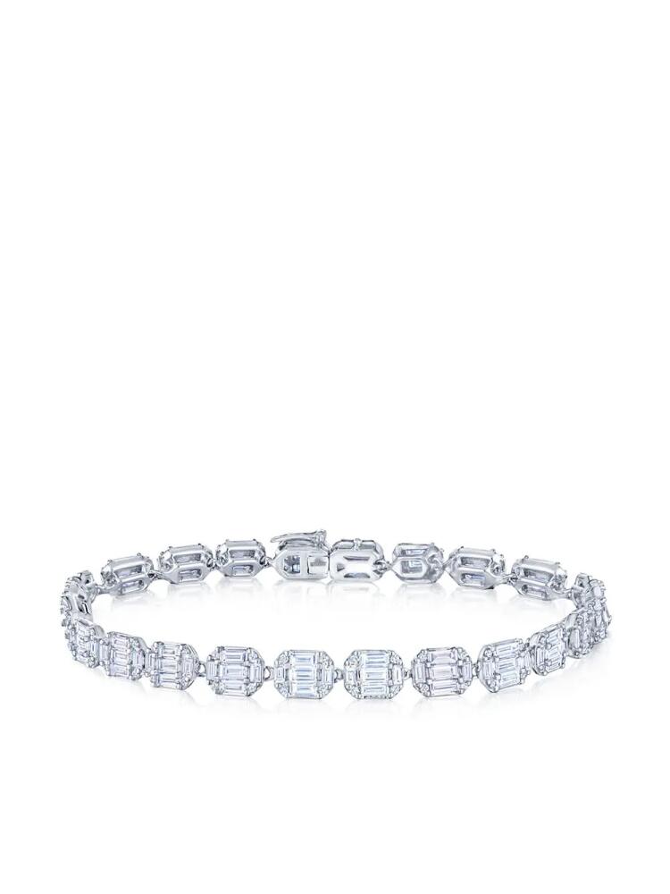 KWIAT 18kt white gold emerald cut diamond Sunburst bracelet - Silver Cover