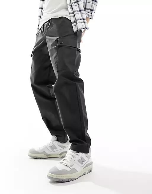 Jack & Jones wide leg tapered drawstring cargo pants in gray Cover