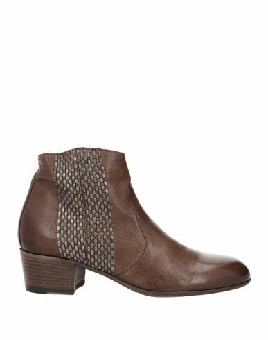 Pantanetti Woman Ankle boots Brown Leather Cover