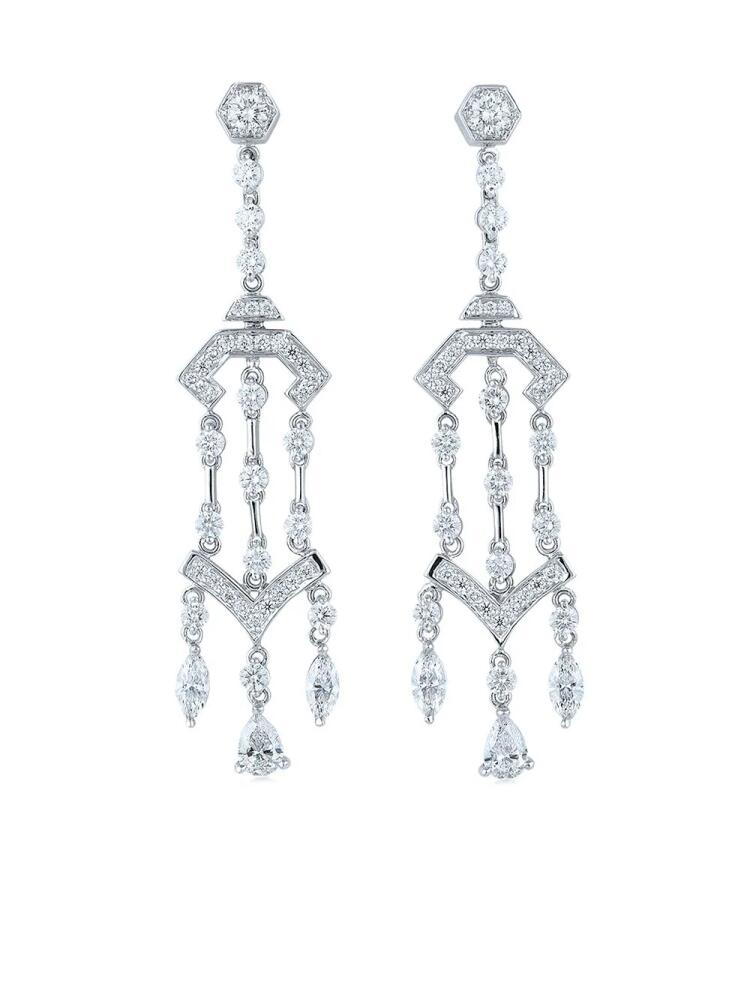 KWIAT 18kt white gold diamond Pagoda chandelier earrings - Silver Cover