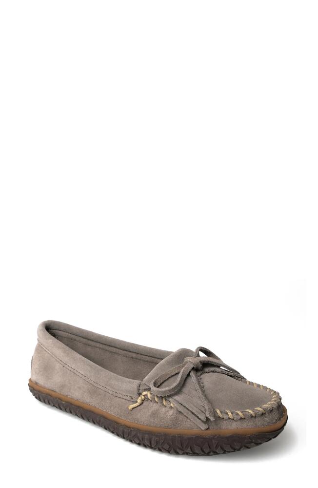 Minnetonka Kilty Tread Slipper in Grey Cover