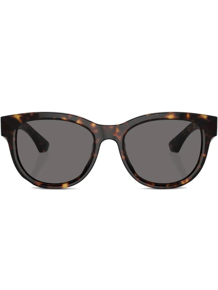 Burberry Eyewear tortoiseshell wayfarer-frame sunglasses - Brown Cover