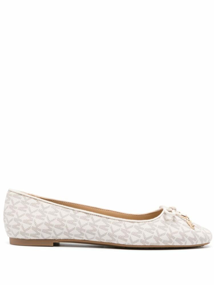 Michael Michael Kors monogram-pattern ballerina shoes - Neutrals Cover