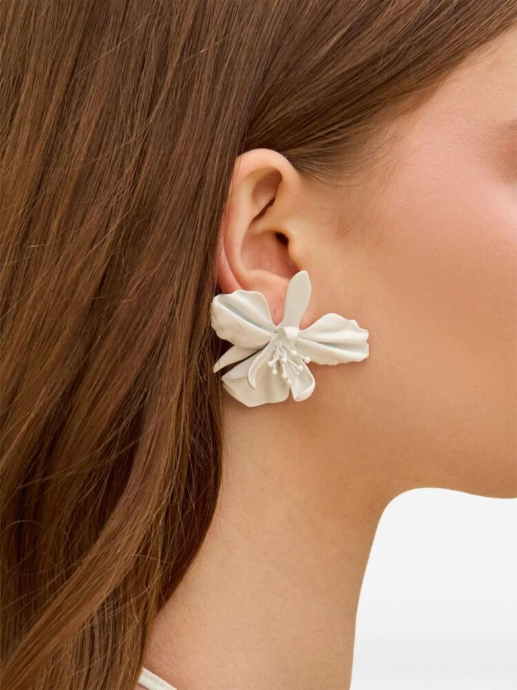 Cult Gaia Mila earrings - White Cover