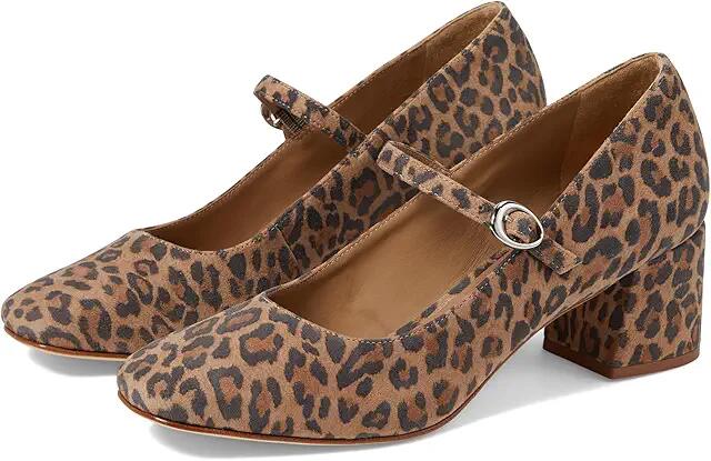 Bernardo Ancona (Sand Cheetah) High Heels Cover