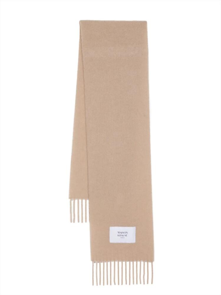 Maison Kitsuné logo-patch fringed scarf - Neutrals Cover