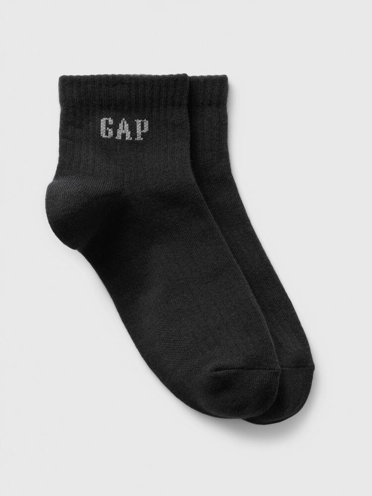 Gap Logo Quarter Crew Socks Cover