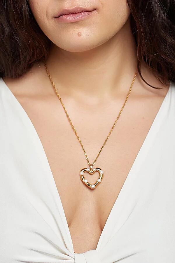 Deux Lions Jewelry Lulu Freshwater Pearl Heart Necklace in Gold Cover