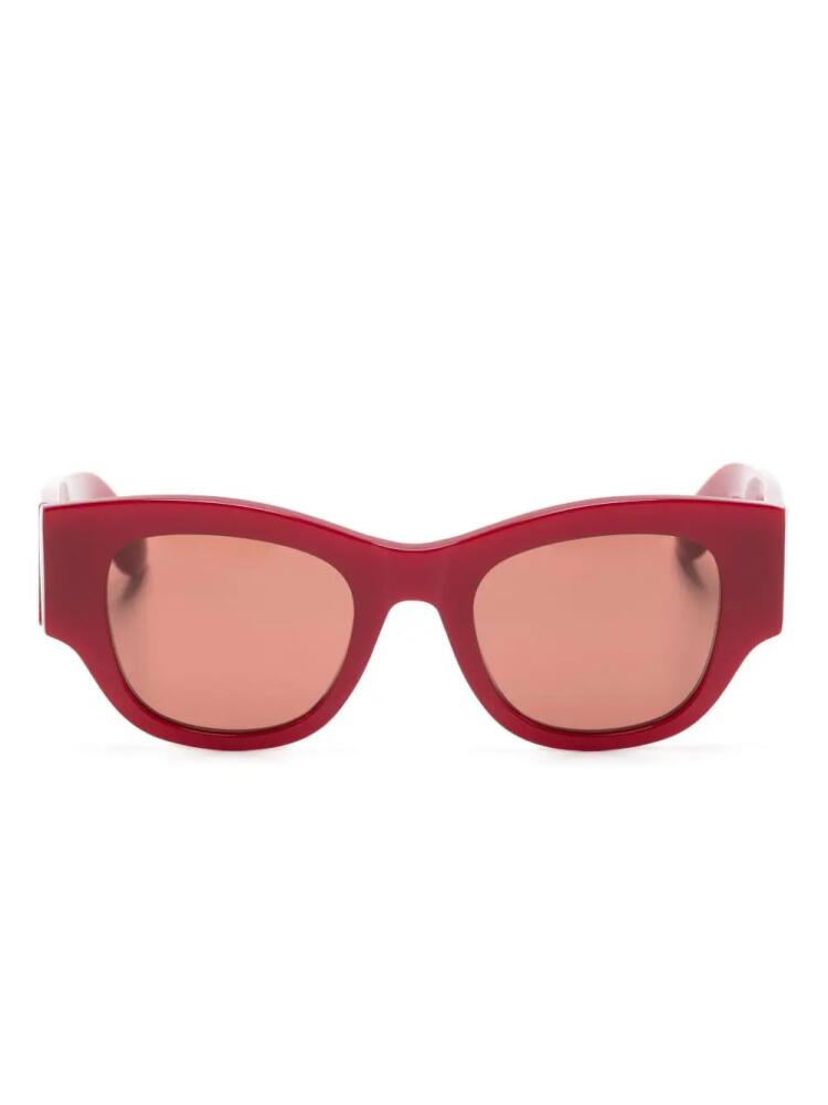 Alexander McQueen Eyewear logo engraved tinted sunglasses - Red Cover