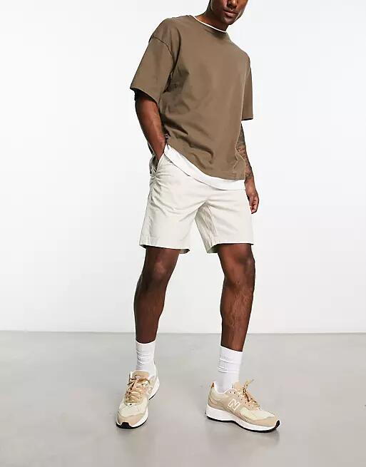 Selected Homme chino short in beige-Neutral Cover