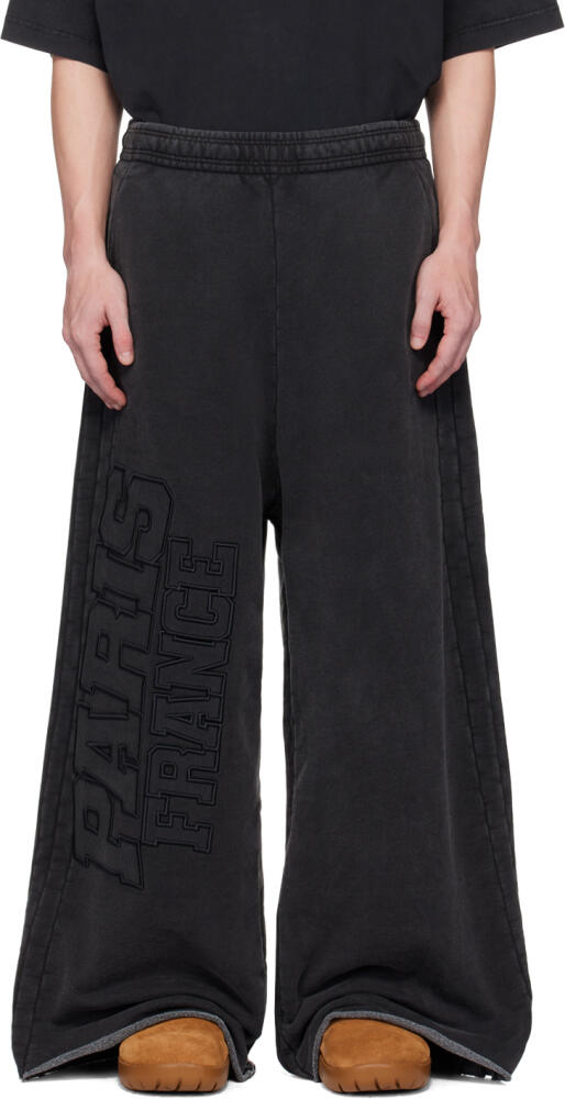 VETEMENTS Black 'Paris' XXXL Sweatpants Cover