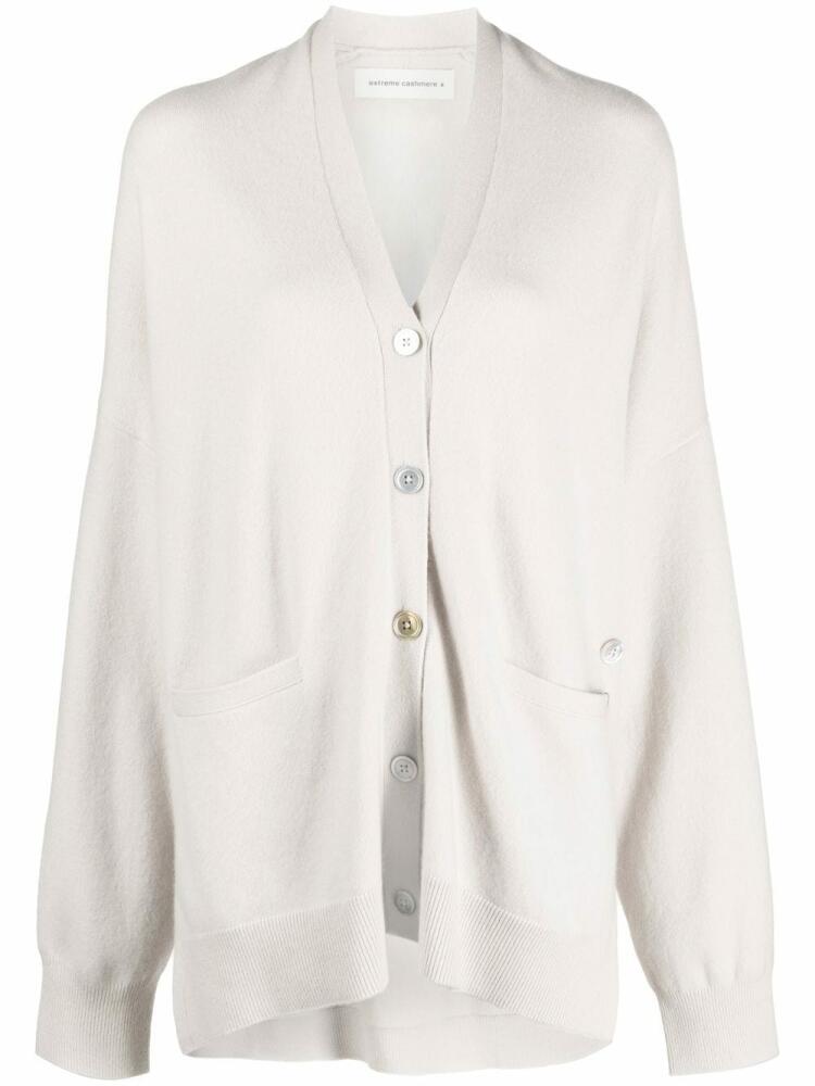 extreme cashmere button-up knitted cardigan - Neutrals Cover