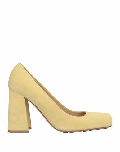 Bottega Veneta Woman Pumps Light yellow Leather Cover