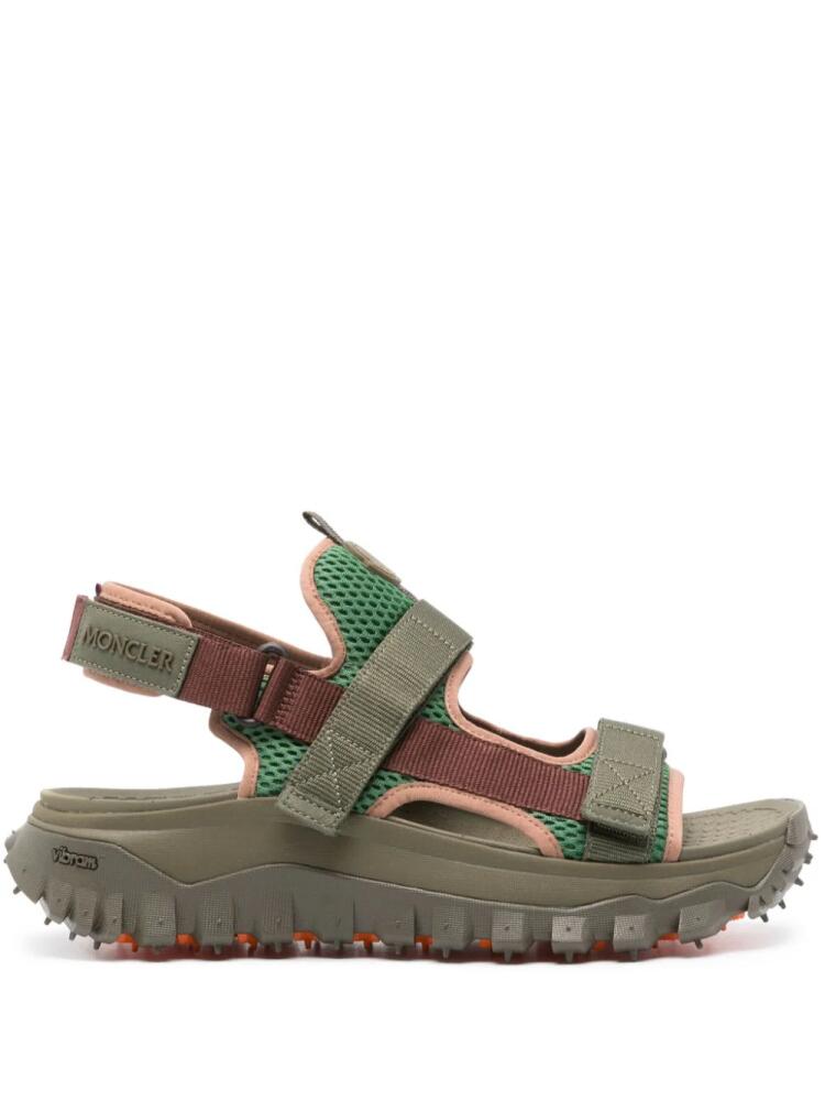 Moncler Trailgrip Vela sandals - Green Cover