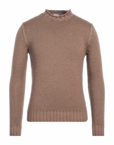 H953 Man Turtleneck Camel Merino Wool Cover