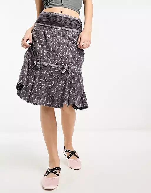 Reclaimed Vintage washed midi skirt with ribbon and bow detail-Gray Cover