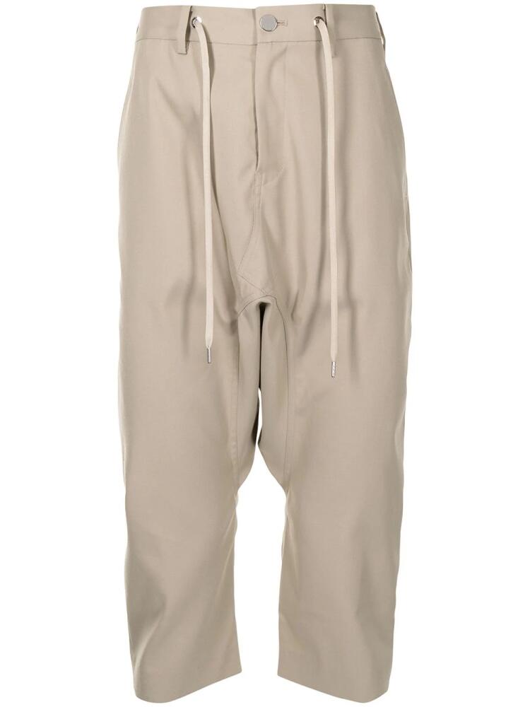 Fumito Ganryu cropped drawstring-waist trousers - Brown Cover