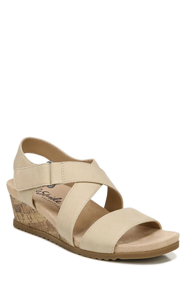 LifeStride Sincere Wedge Sandal in Tan Synthetic Cover