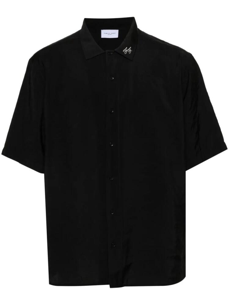 Family First logo-embroidered shirt - Black Cover