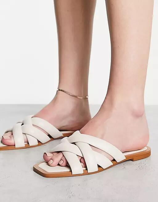 Stradivarius cross strap sandals in ecru-White Cover