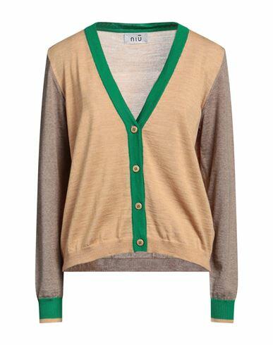 Niū Woman Cardigan Sand Merino Wool Cover