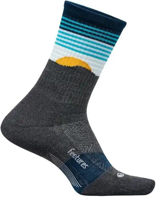 Feetures Trail Max Cushion Mini Crew (Table Rock Gray) Crew Cut Socks Shoes Cover