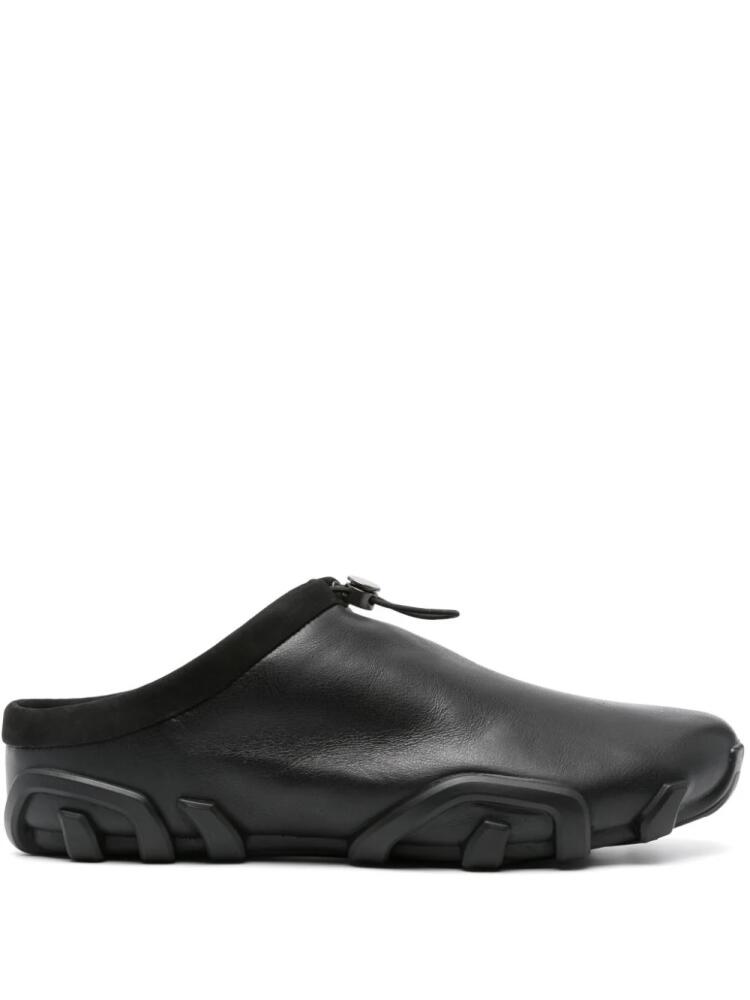 Kiko Kostadinov x At.Kollektive Saida slippers - Black Cover