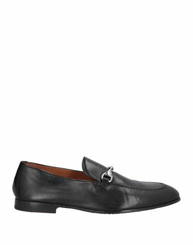 Doucal's Man Loafers Black Leather Cover