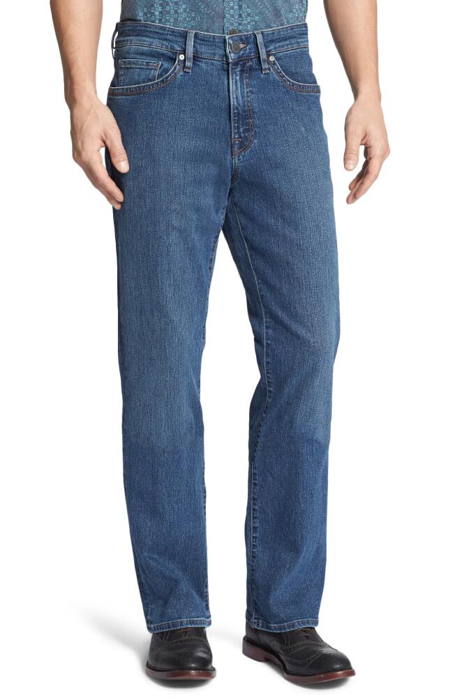 34 Heritage Charisma Relaxed Fit Jeans in Mid Comfort Cover