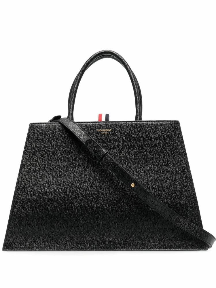 Thom Browne logo print grained leather tote - Black Cover