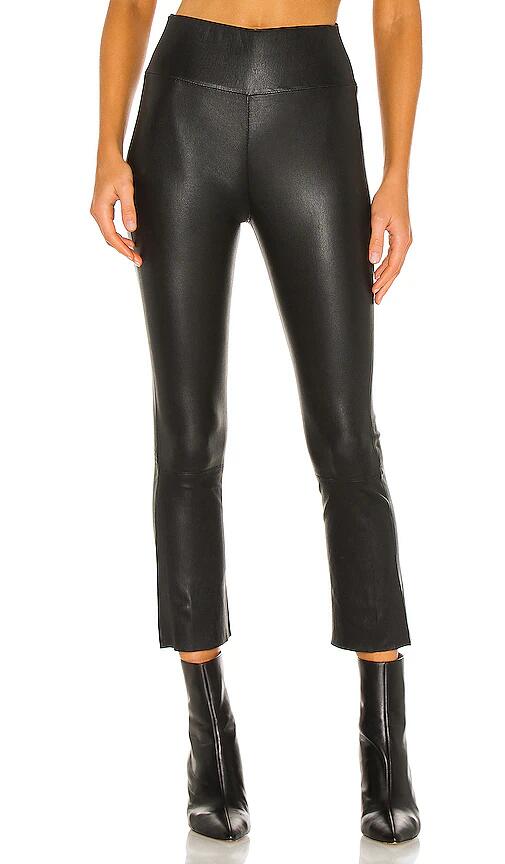 SPRWMN Crop Flare Legging in Black Cover