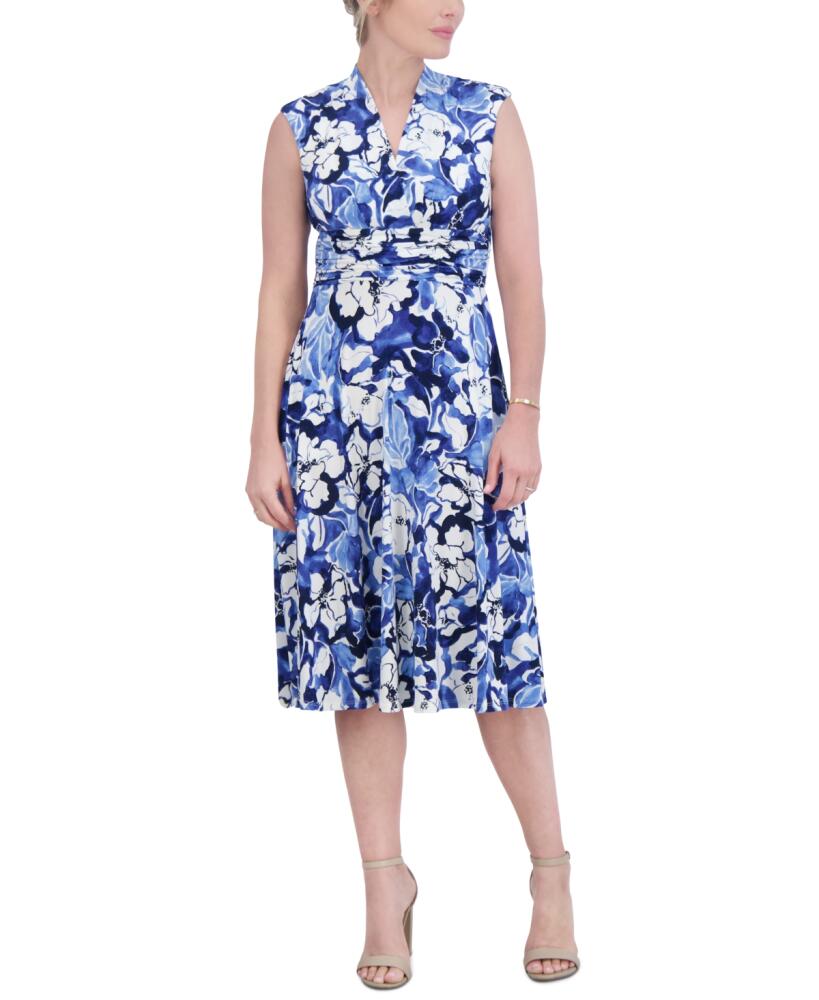 Jessica Howard Petite Tonal Floral Surplice-Neck Dress - Ivory Blue Cover