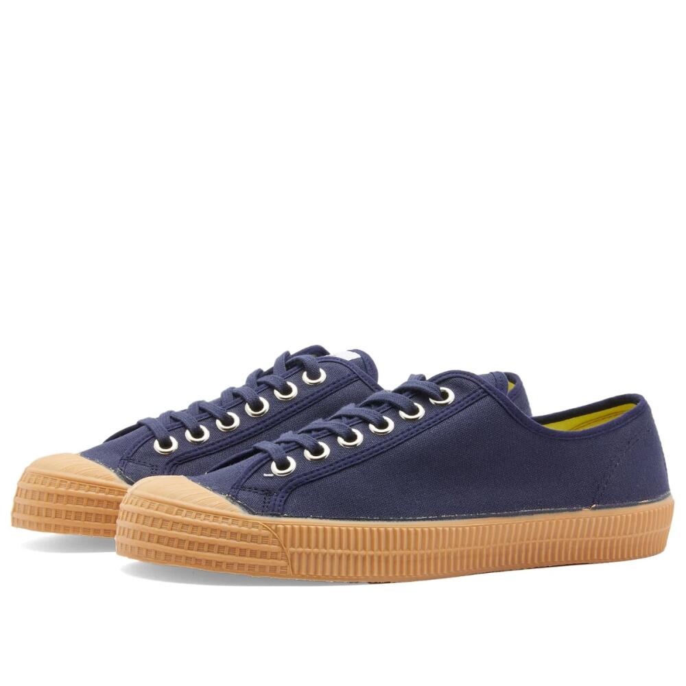 Novesta Star Master Sneakers in Navy/Gum Cover